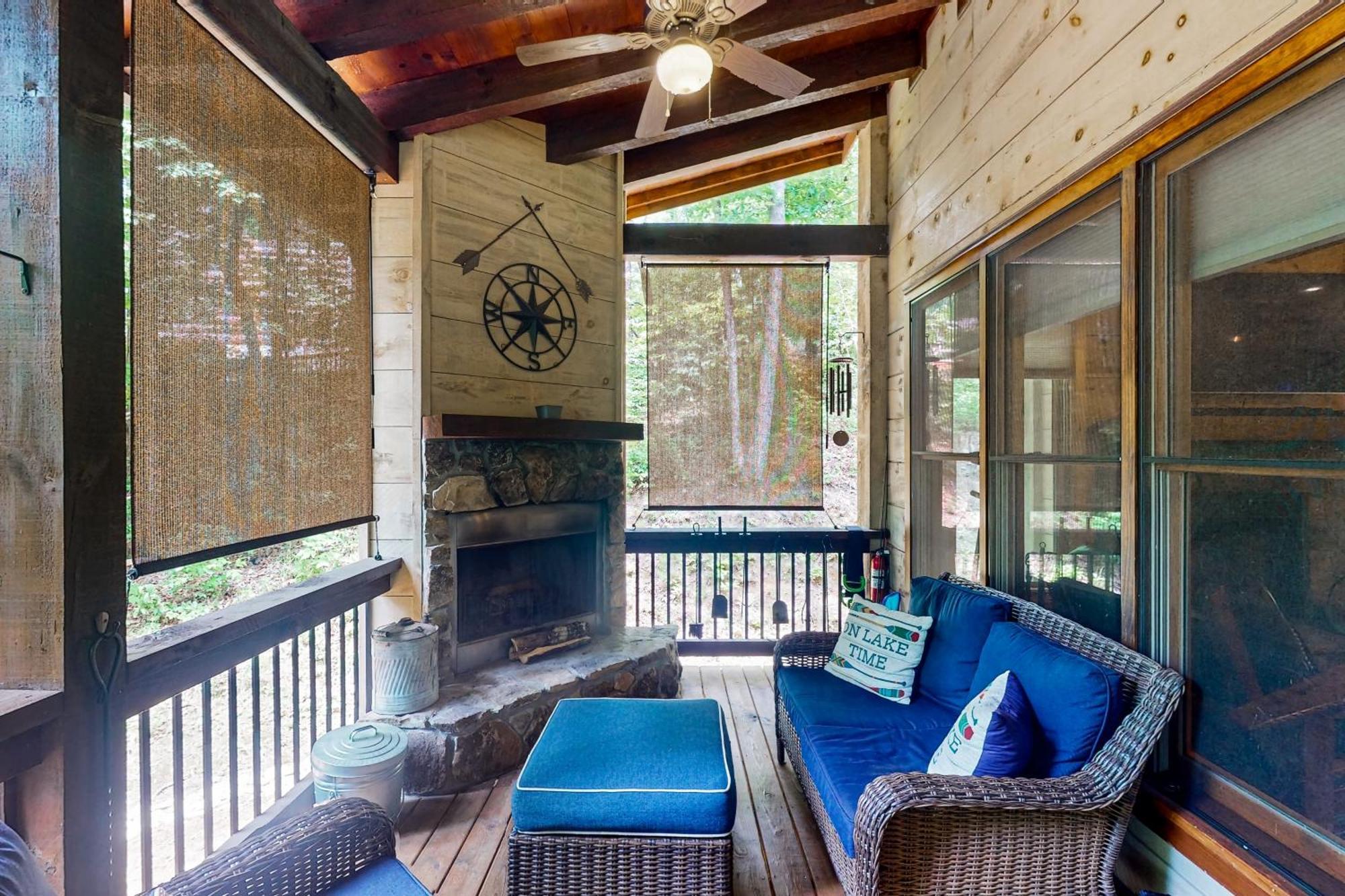 Simply Devine At Water'S Edge Villa บลูริดจ์ ภายนอก รูปภาพ